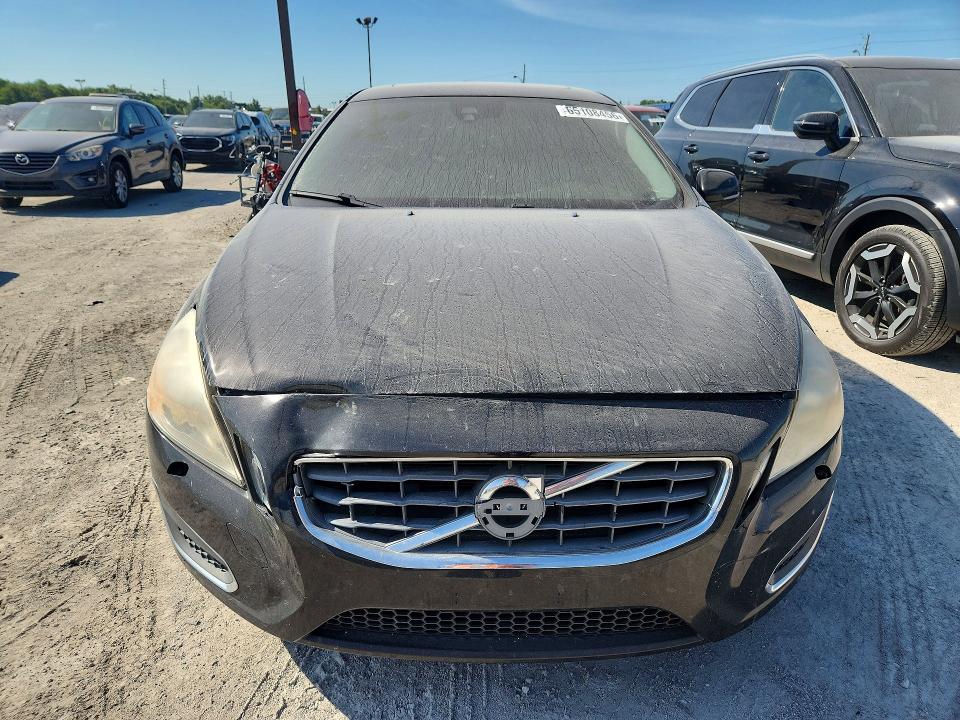 Photo 5 from auction – 2013 VOLVO S60 with VIN YV1612FS5D1222250