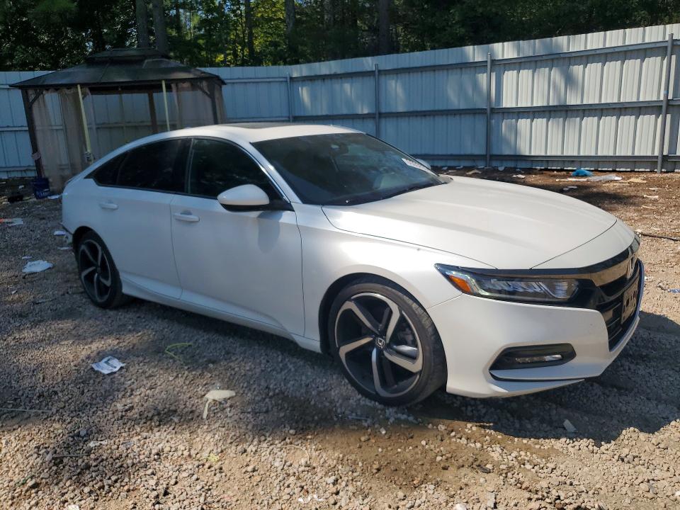 Photo 4 from auction – 2019 HONDA ACCORD with VIN 1HGCV2F34KA023968