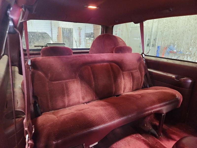 Photo 11 from auction – 1995 GMC YUKON with VIN 1GKEK18K0SJ743870
