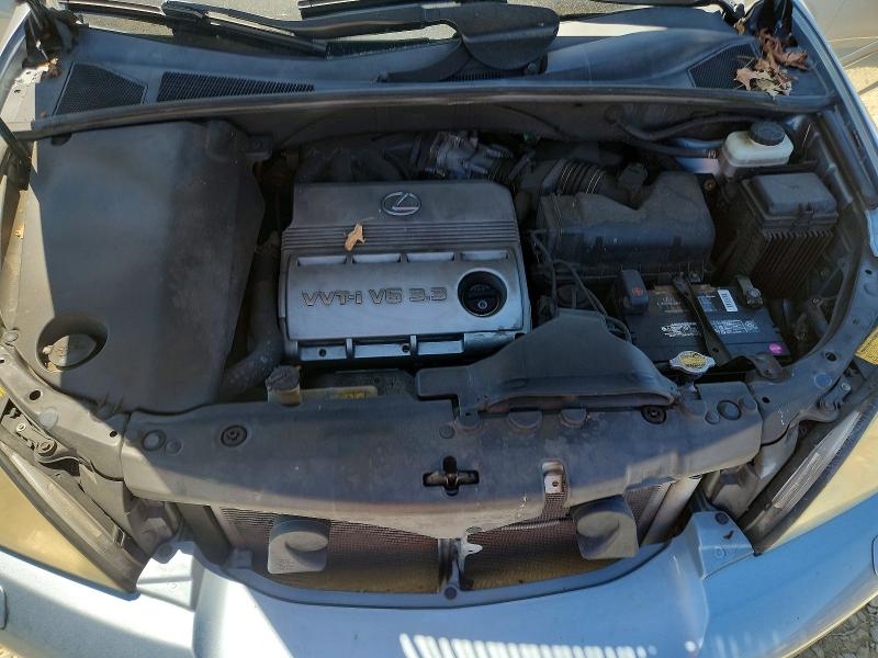 Photo 12 from auction – 2004 LEXUS RX with VIN JTJHA31U940055875