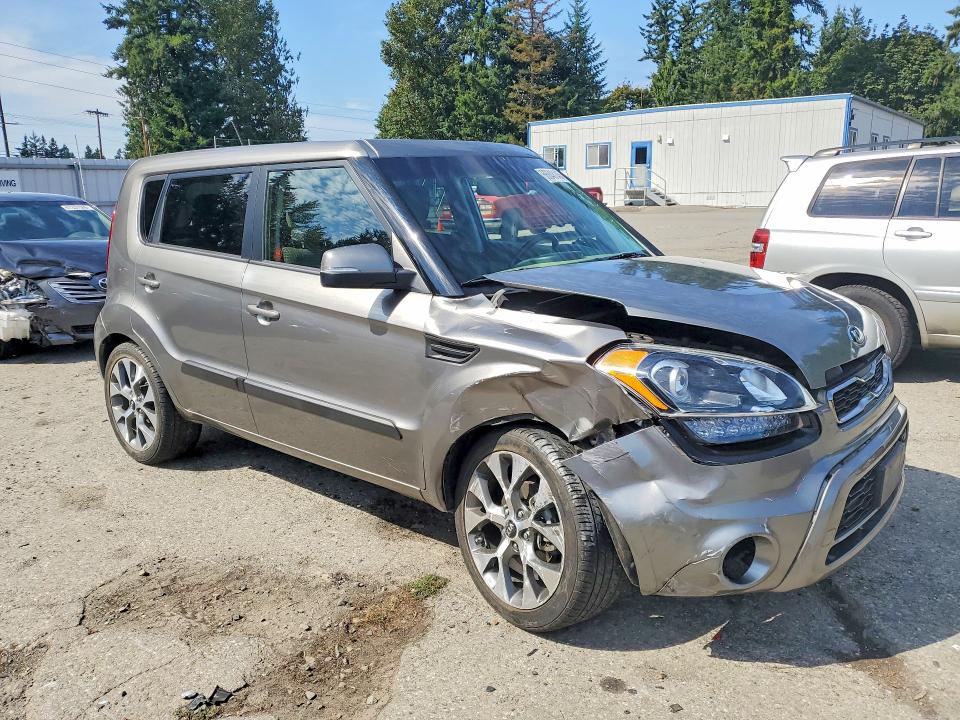 Photo 4 from auction – 2013 KIA SOUL with VIN KNDJT2A66D7599915