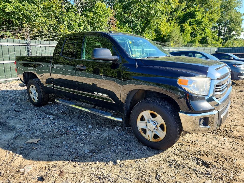 Photo 4 from auction – 2016 TOYOTA TUNDRA with VIN 5TFUM5F15GX064068