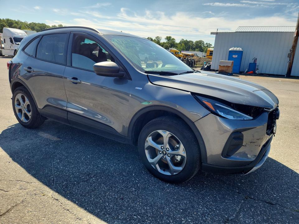 Photo 4 from auction – 2025 FORD ESCAPE with VIN 1FMCU9MNXSUB19726