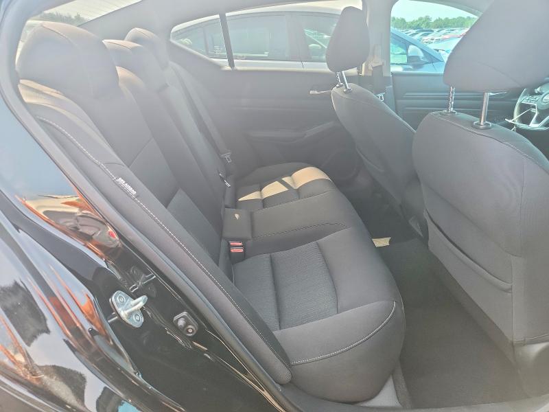 Photo 10 from auction – 2019 NISSAN ALTIMA with VIN 1N4BL4BW1KC214365