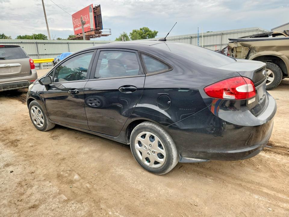 Photo 2 from auction – 2011 FORD FIESTA with VIN 3FADP4AJ3BM227667