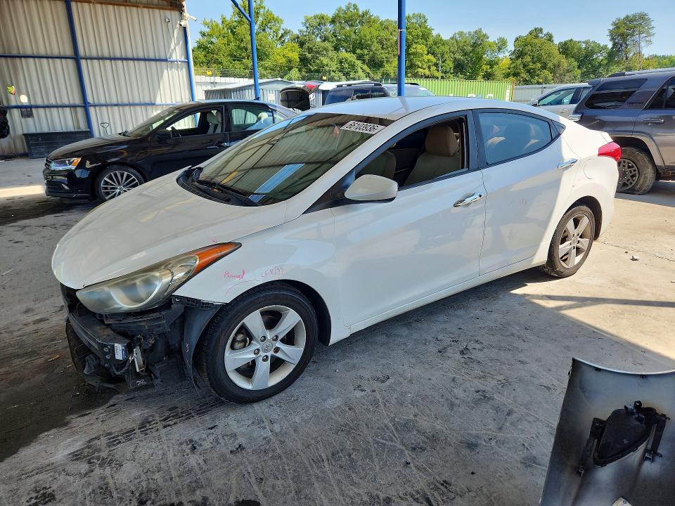 2013 HYUNDAI ELANTRA - Търг №66103936