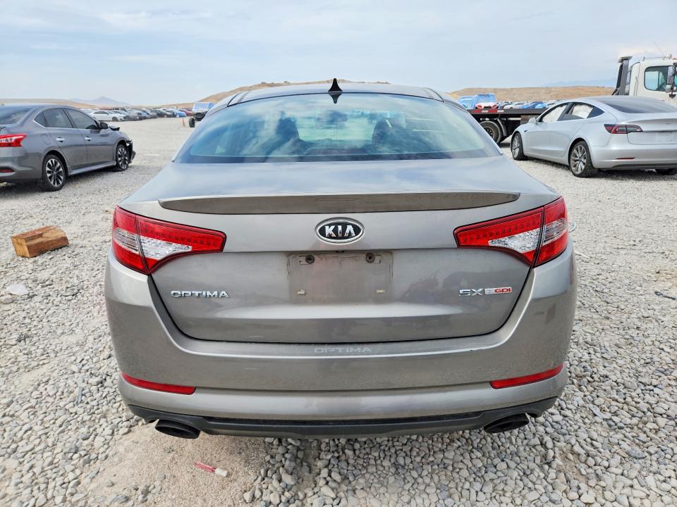 Photo 6 from auction – 2012 KIA OPTIMA with VIN 5XXGR4A66CG004863