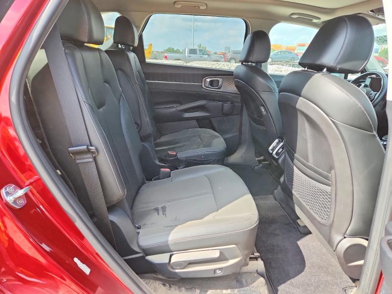 Photo 11 from auction – 2021 KIA SORENTO with VIN 5XYRKDLFXMG056486