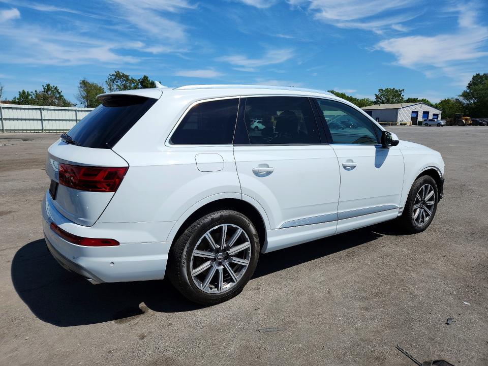 Photo 3 from auction – 2019 AUDI Q7 with VIN WA1LAAF78KD009121