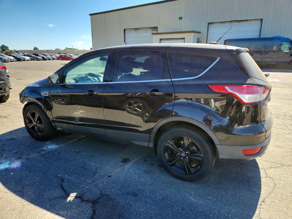 Photo 2 from auction – 2015 FORD ESCAPE with VIN 1FMCU9GX2FUA15900