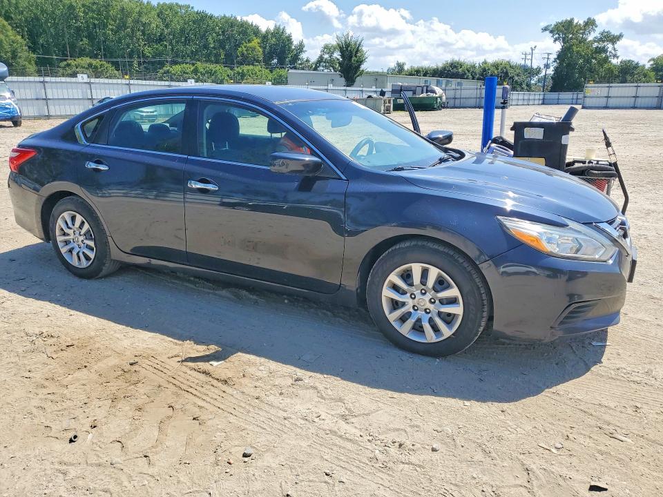 Photo 4 from auction – 2016 NISSAN ALTIMA with VIN 1N4AL3AP9GN353302