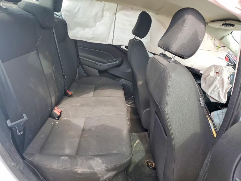 Photo 10 from auction – 2016 FORD FOCUS with VIN 1FADP3F23GL399640