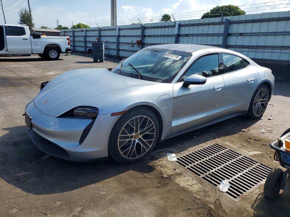 2021 PORSCHE TAYCAN - Търг №65813116