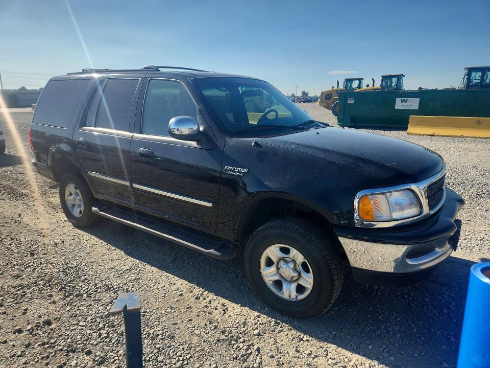 Photo 4 from auction – 1998 FORD EXPEDITION with VIN 1FMRU18W7WLC10091