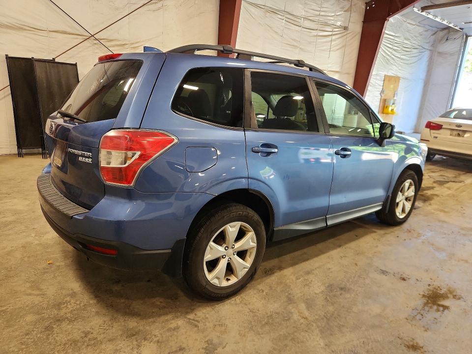 Фото 3 с аукциона – 2016 SUBARU FORESTER с VIN JF2SJADC2GH553827