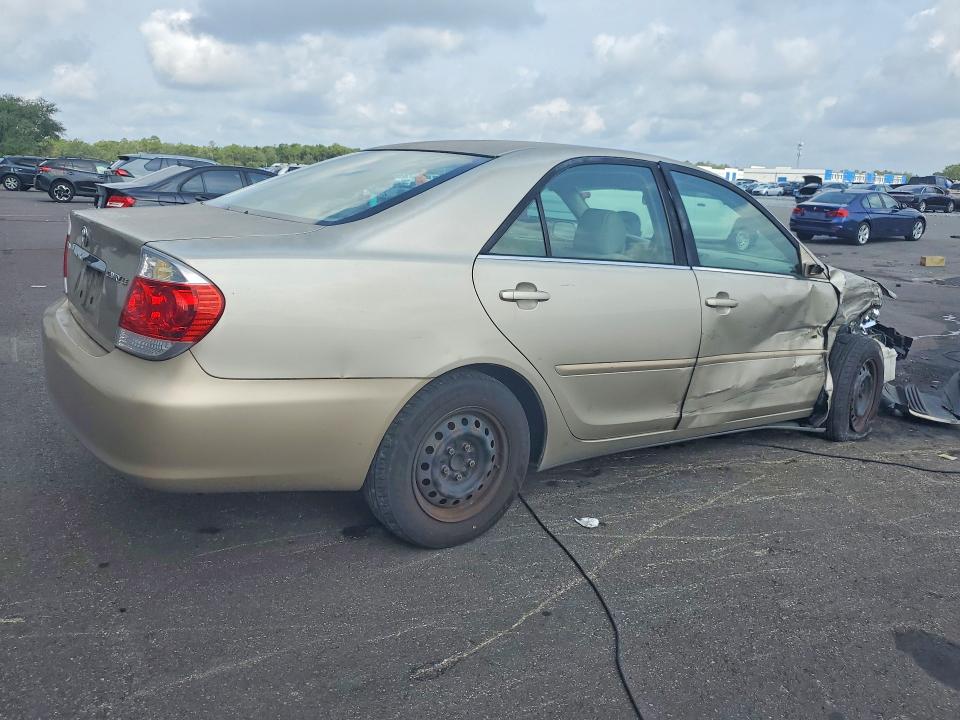 Photo 3 from auction – 2005 TOYOTA CAMRY with VIN 4T1BE30KX5U571651