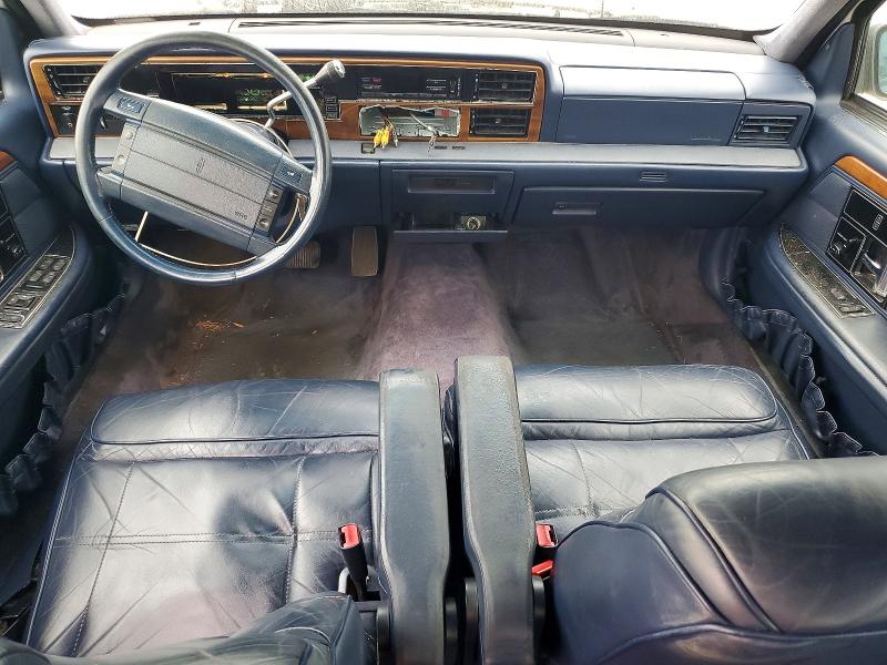 Photo 8 from auction – 1994 LINCOLN CONTINENTAL with VIN 1LNLM9747RY631711