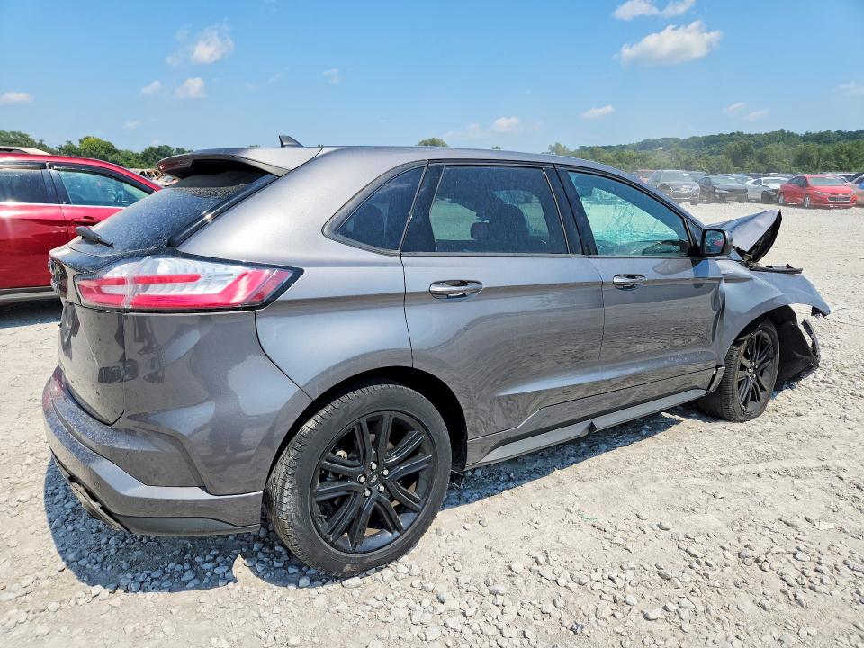 Photo 3 from auction – 2021 FORD EDGE with VIN 2FMPK3J97MBA15859