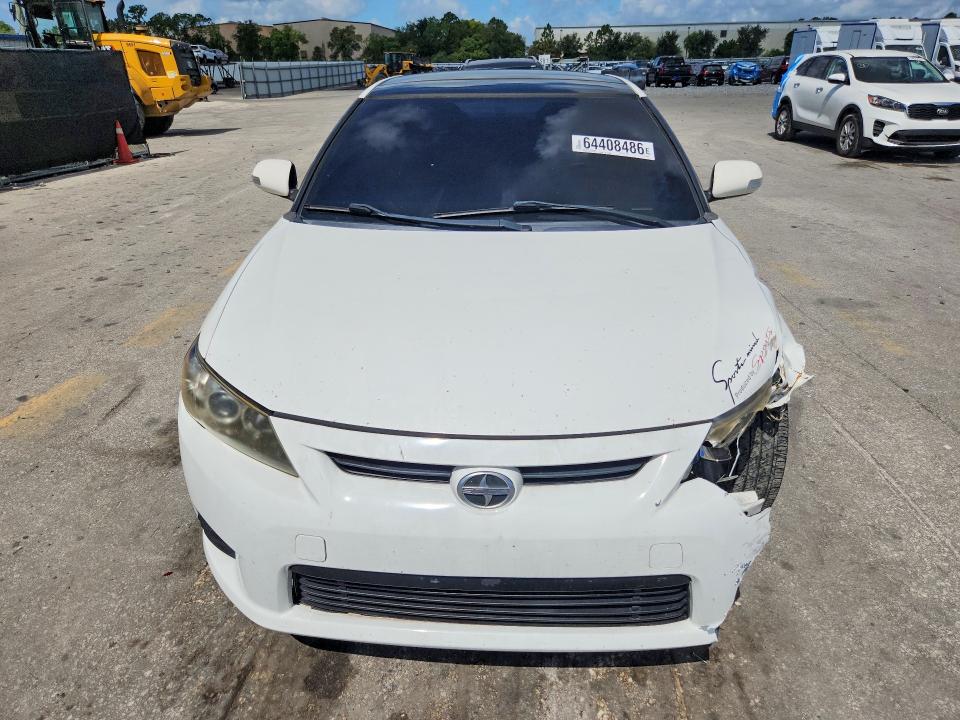 Photo 5 from auction – 2011 SCION TC with VIN JTKJF5C77B3016568