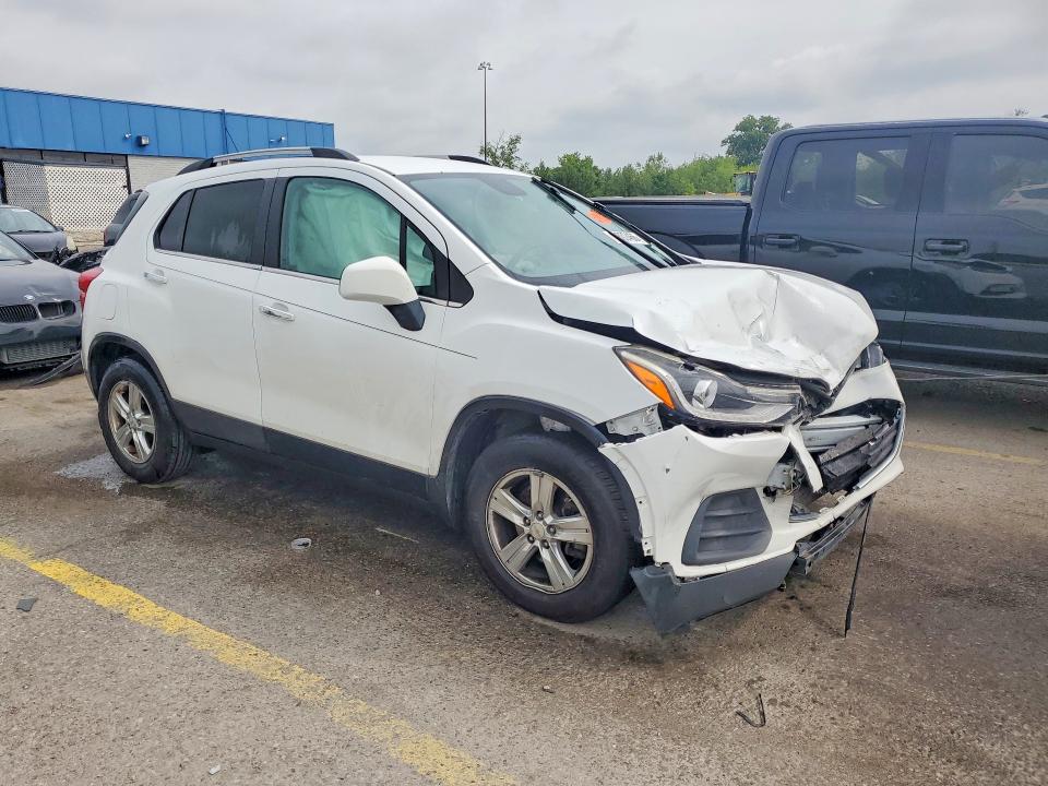 Photo 4 from auction – 2018 CHEVROLET TRAX with VIN KL7CJLSB1JB659346