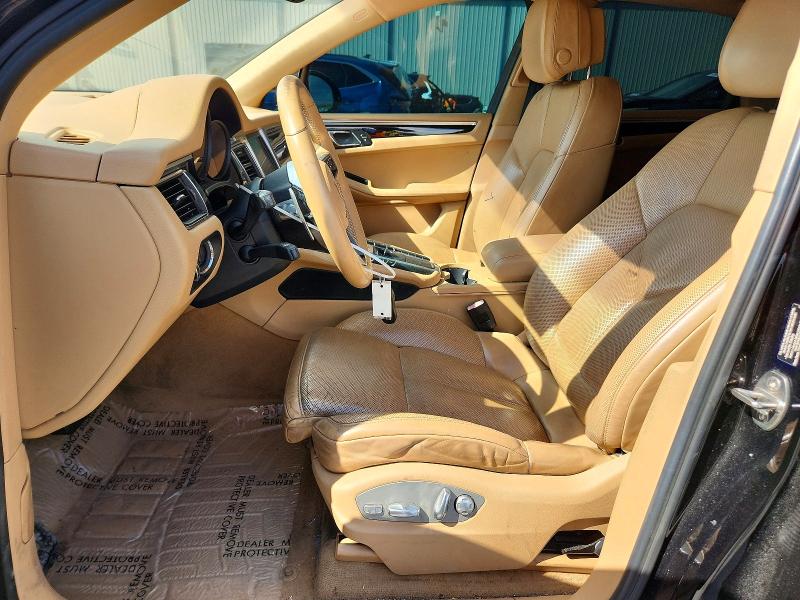 Photo 7 from auction – 2016 PORSCHE MACAN with VIN WP1AB2A50GLB50282