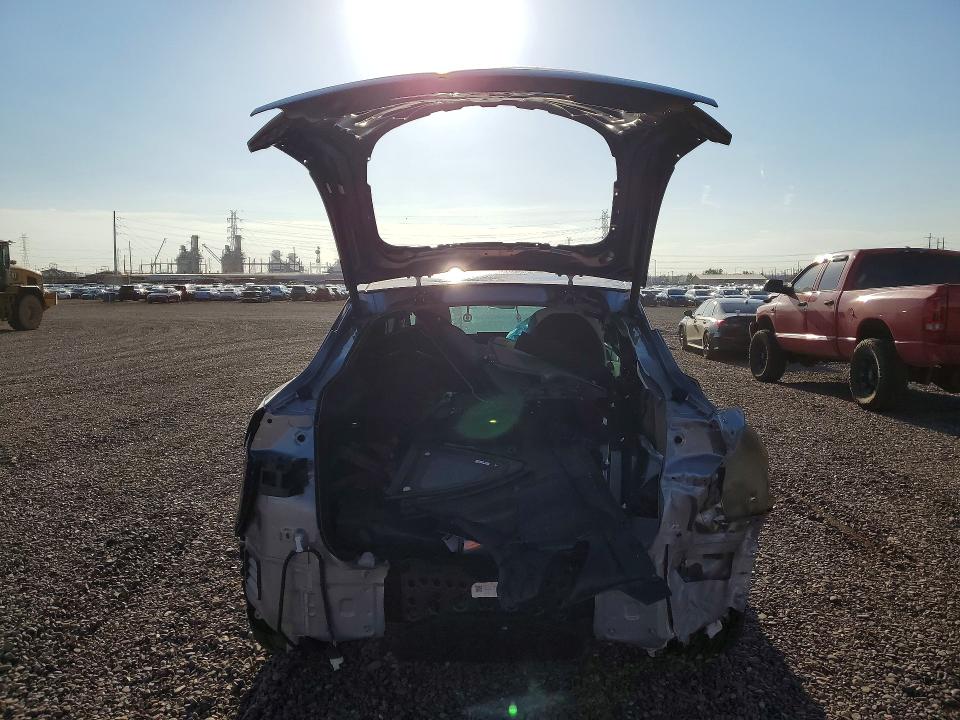 Photo 6 from auction – 2026 TESLA MODEL Y with VIN 7SAYGDED8TF575439