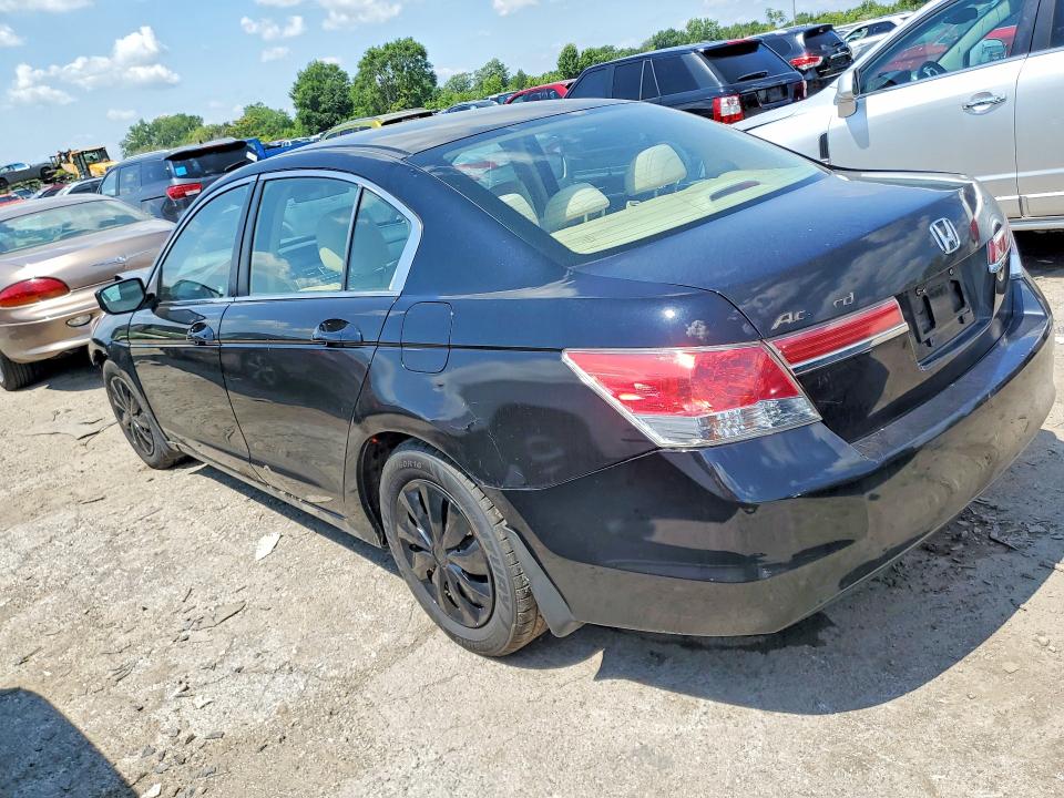 Photo 2 from auction – 2011 HONDA ACCORD with VIN 1HGCP2F32BA019136