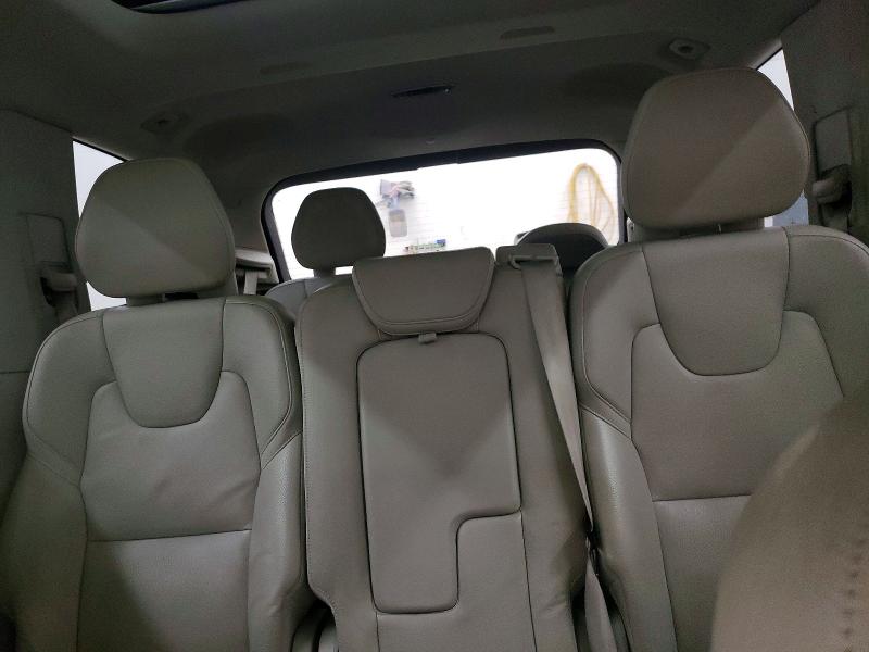 Photo 10 from auction – 2017 VOLVO XC90 with VIN YV4A22PK7H1186897