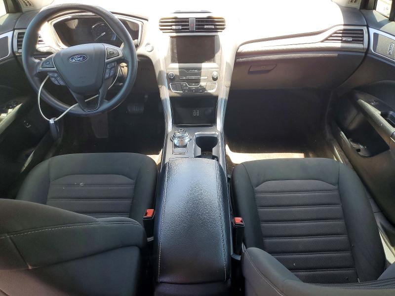 Снимка 8 от търг – 2020 FORD FUSION с VIN 3FA6P0LU3LR225138