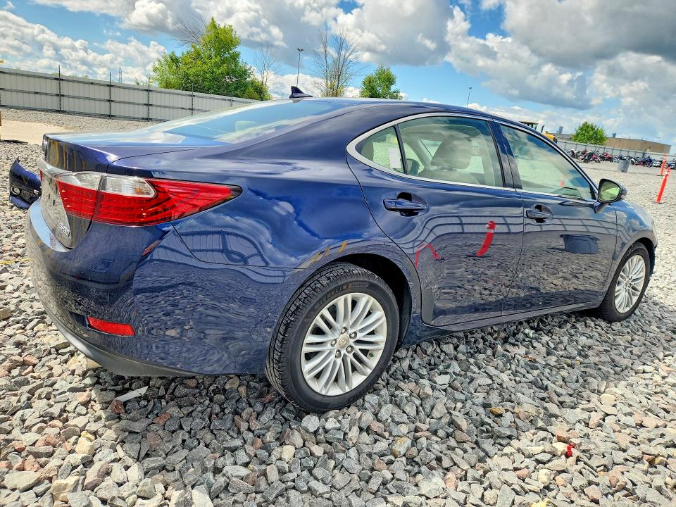 Photo 3 from auction – 2014 LEXUS ES with VIN JTHBK1GG2E2120680