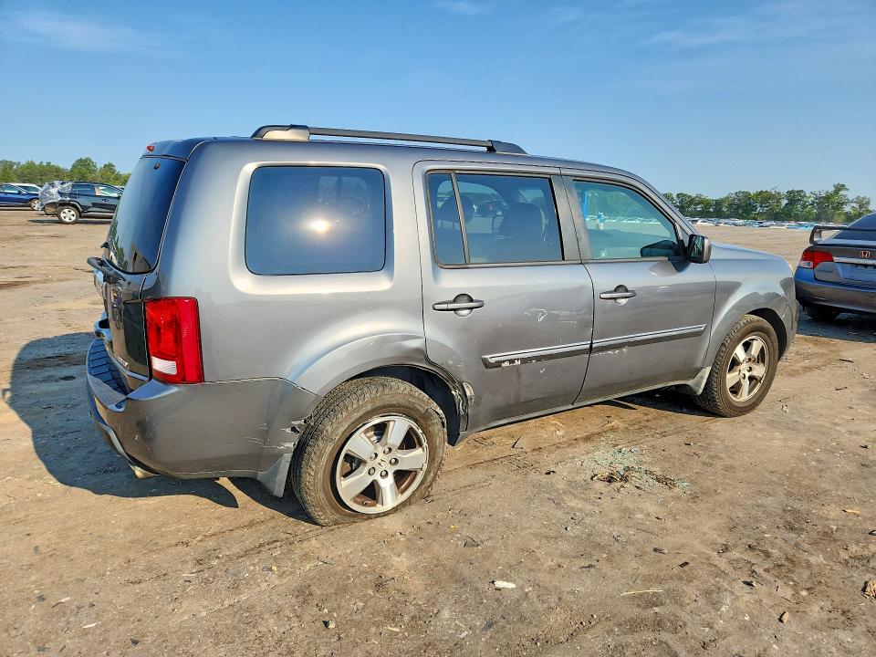Photo 3 from auction – 2010 HONDA PILOT with VIN 5FNYF4H55AB010812