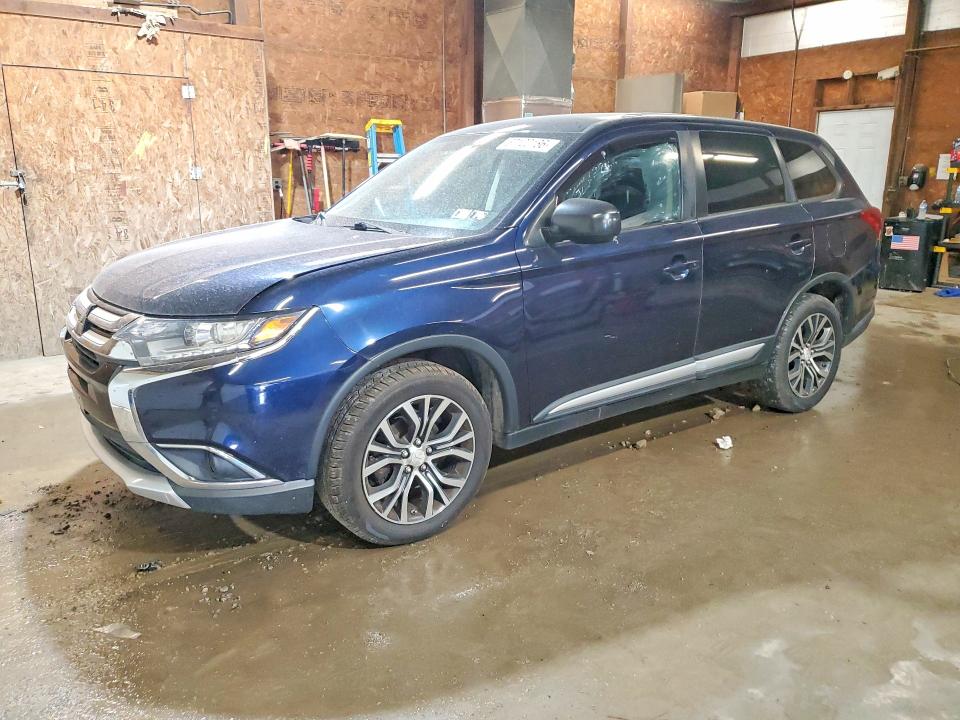 MITSUBISHI OUTLANDER 2016 with VIN JA4AZ3A36GZ038076 - Photo from auction
