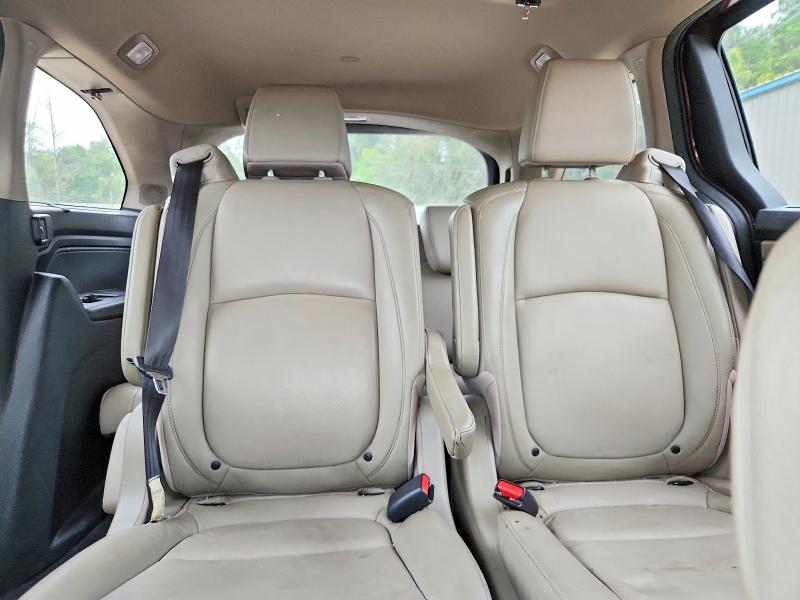 Photo 10 from auction – 2018 HONDA ODYSSEY with VIN 5FNRL6H92JB035792