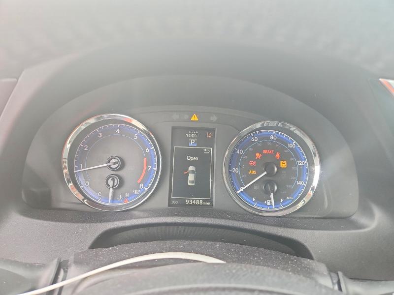 Photo 9 from auction – 2019 TOYOTA COROLLA with VIN 2T1BURHE7KC206233