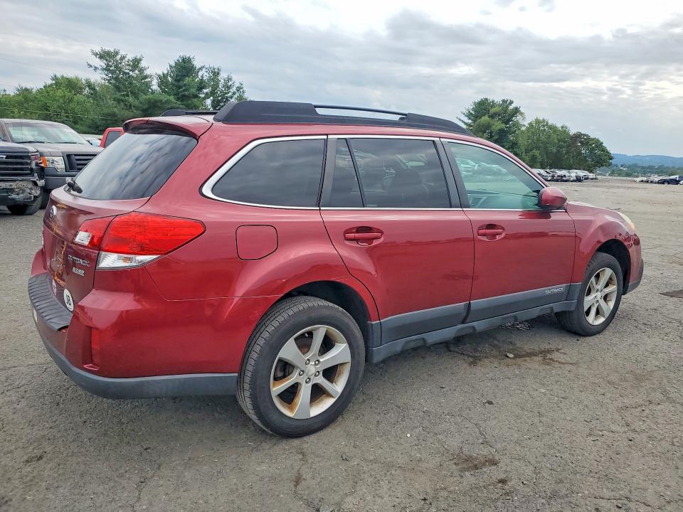 Photo 3 from auction – 2013 SUBARU OUTBACK with VIN 4S4BRBCC1D3299790