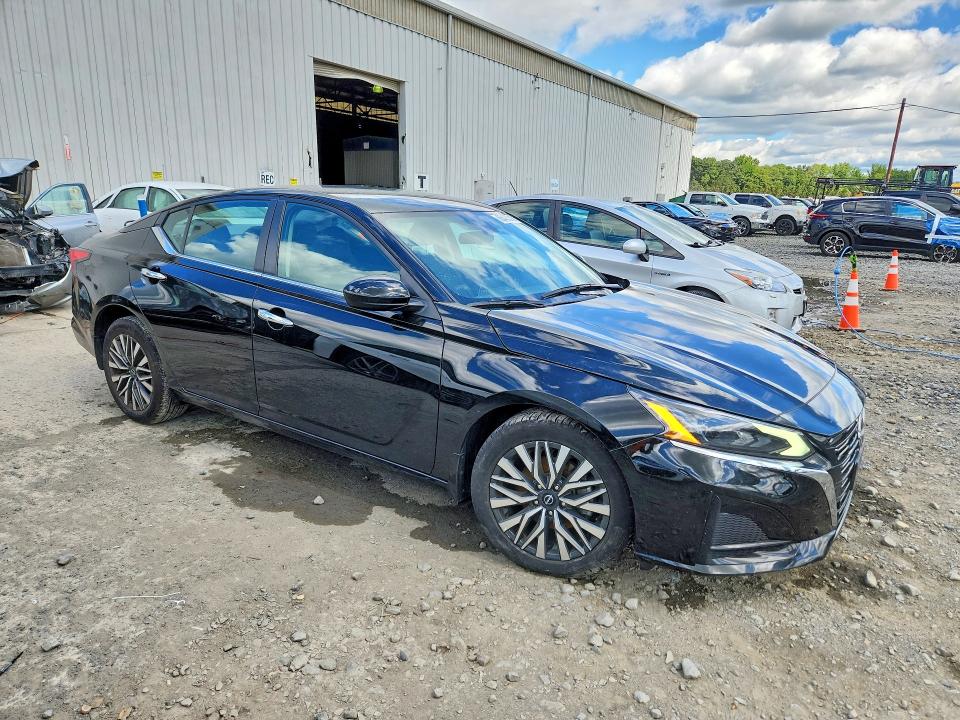 Photo 4 from auction – 2023 NISSAN ALTIMA with VIN 1N4BL4DV1PN317320