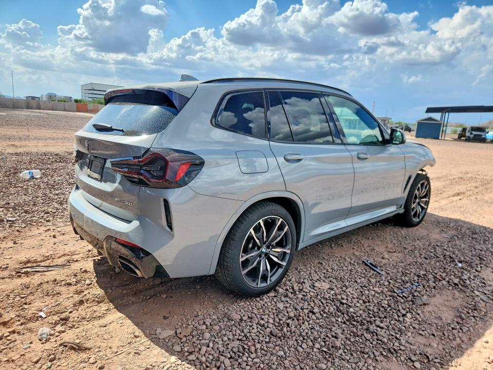 Photo 3 from auction – 2022 BMW X3 with VIN 5UX53DP05N9K55304