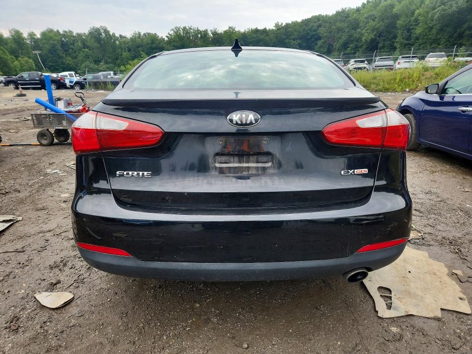 Photo 6 from auction – 2015 KIA FORTE with VIN KNAFX4A81F5370061