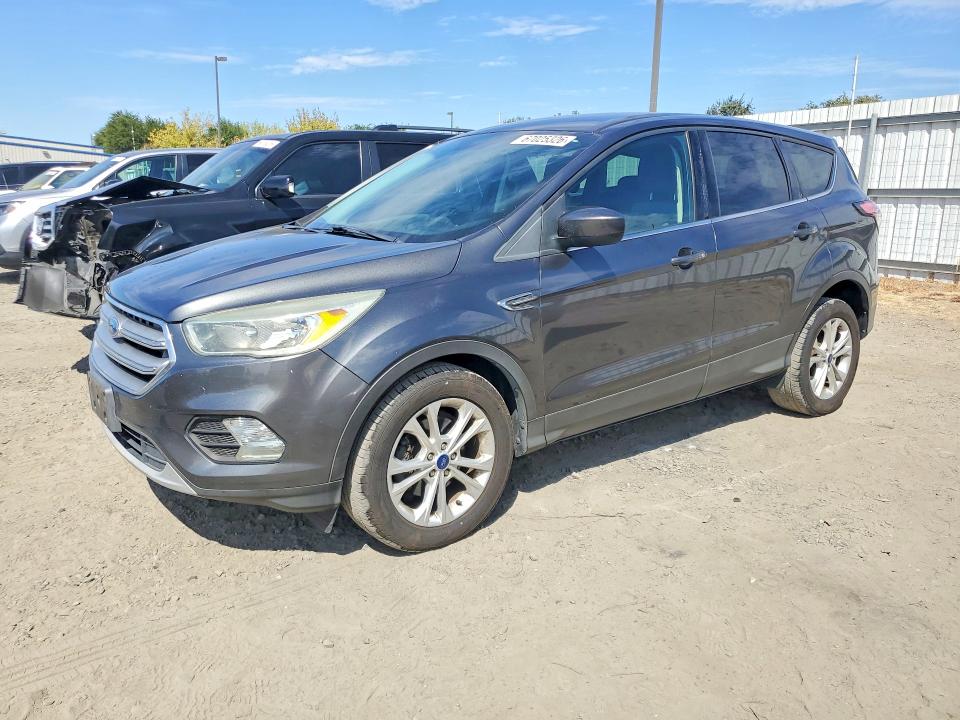 FORD ESCAPE 2017 with VIN 1FMCU0GD8HUC80258 - Photo from auction