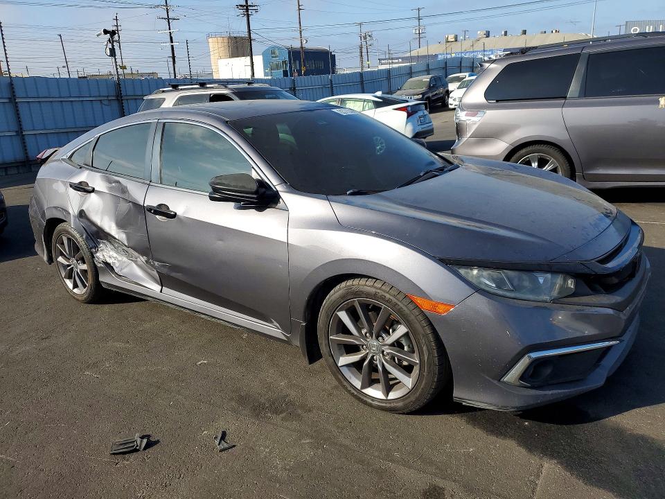 Photo 4 from auction – 2019 HONDA CIVIC with VIN 19XFC1F34KE214220