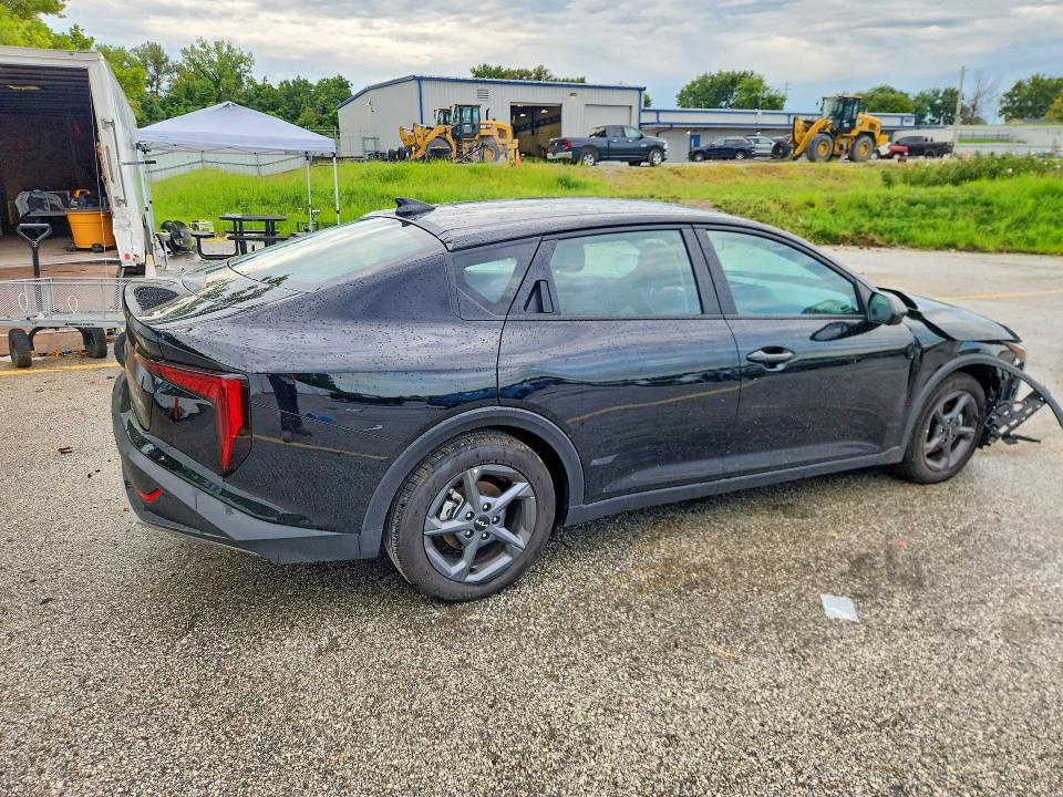 Photo 3 from auction – 2026 KIA K4 with VIN 3KPFT4DE0TE304245