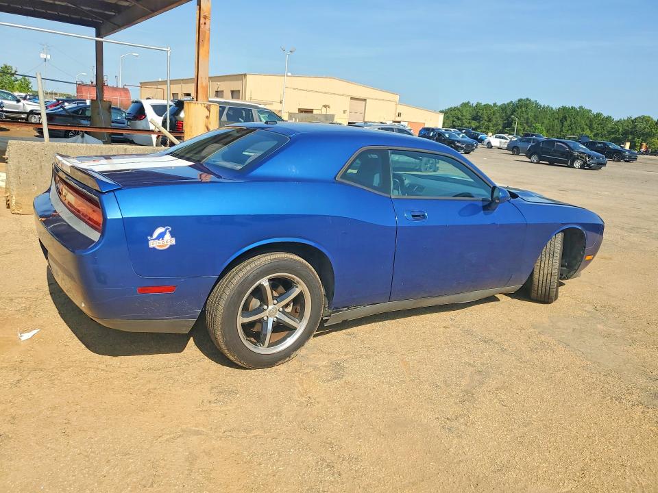 Photo 3 from auction – 2010 DODGE CHALLENGER with VIN 2B3CJ4DV8AH260913