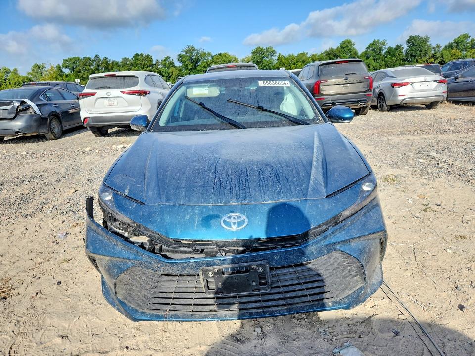 Photo 5 from auction – 2026 TOYOTA CAMRY with VIN 4T1DAACK2TU228270