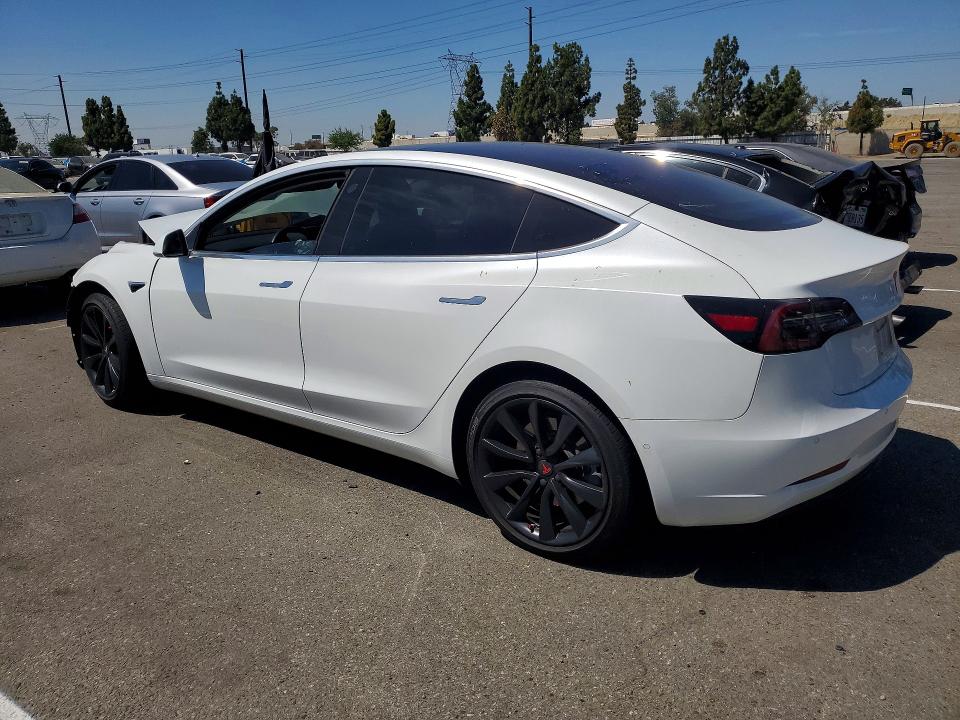 Photo 2 from auction – 2018 TESLA MODEL 3 with VIN 5YJ3E1EA2JF038726