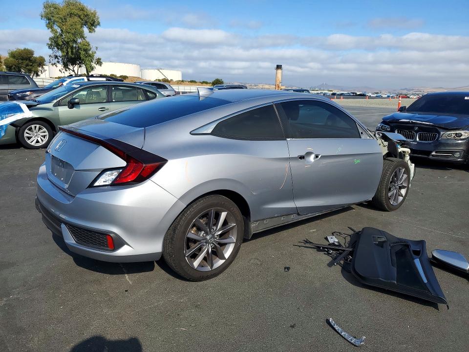 Photo 3 from auction – 2019 HONDA CIVIC with VIN 2HGFC3B3XKH355879