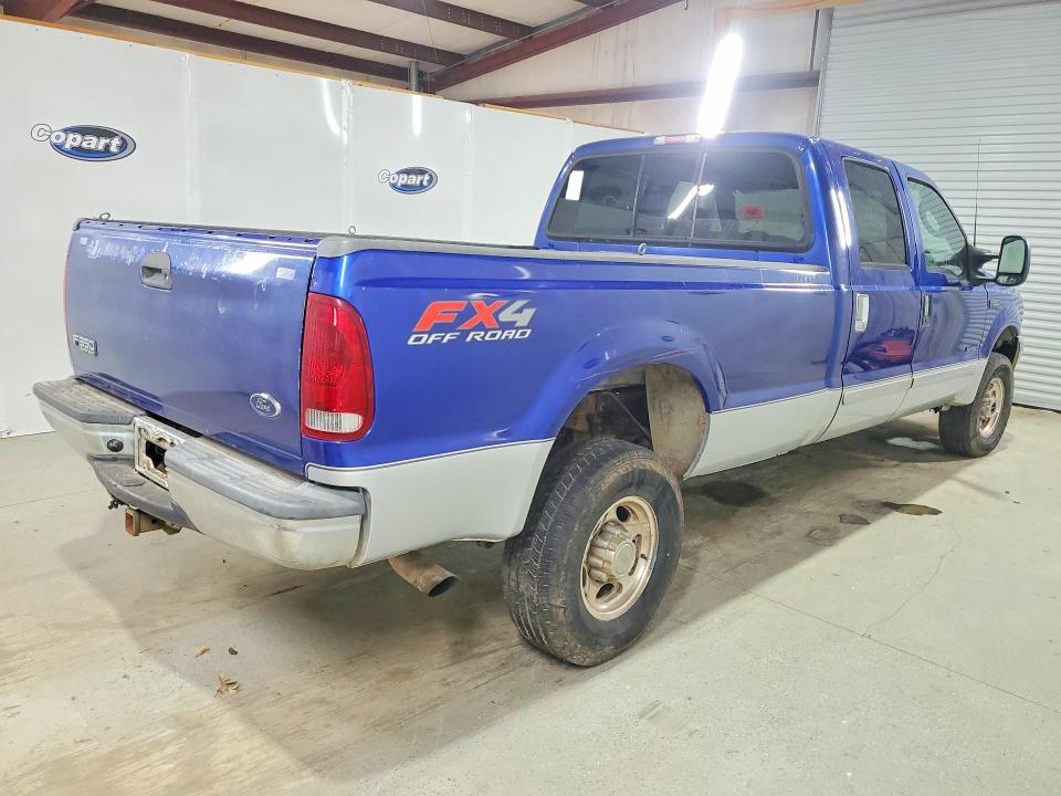 Photo 3 from auction – 2003 FORD F350 with VIN 1FTSW31F63EA02158