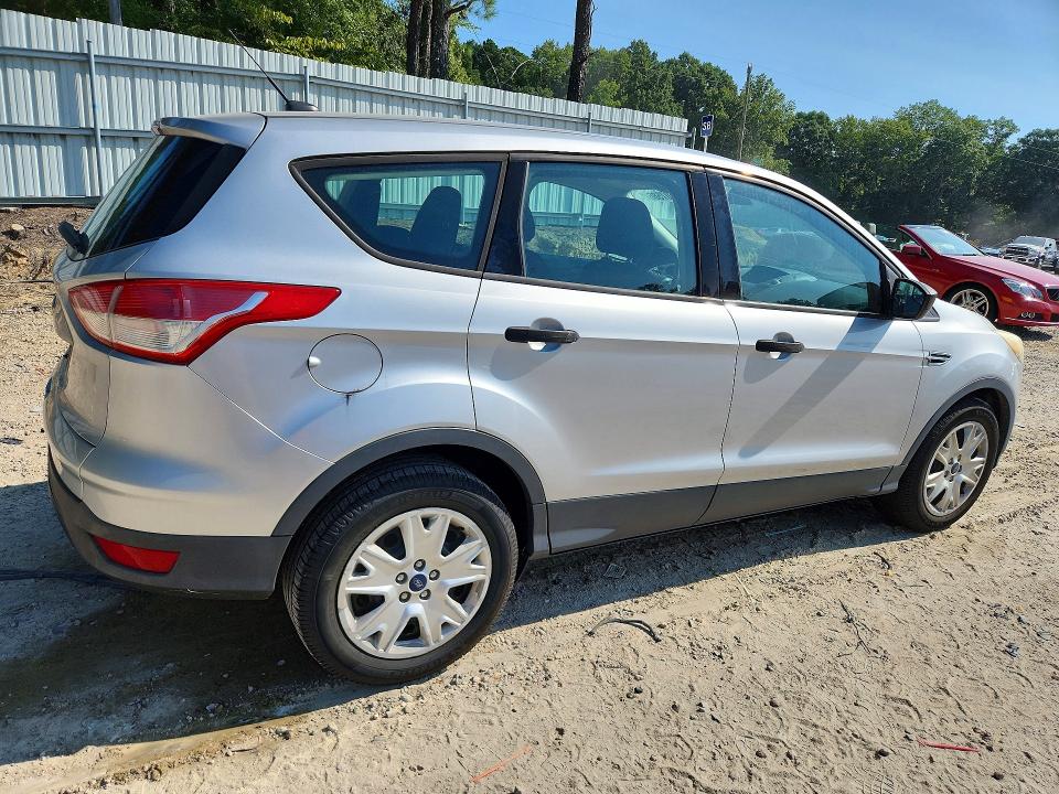 Photo 3 from auction – 2014 FORD ESCAPE with VIN 1FMCU0F79EUB22079