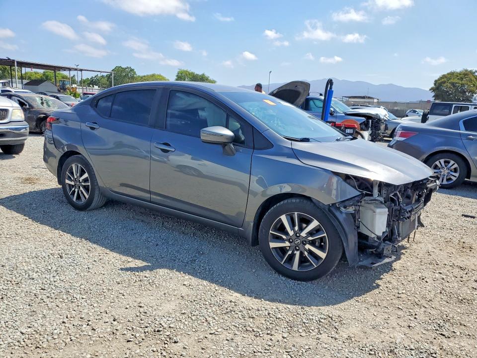 Photo 4 from auction – 2021 NISSAN VERSA with VIN 3N1CN8EV2ML838575