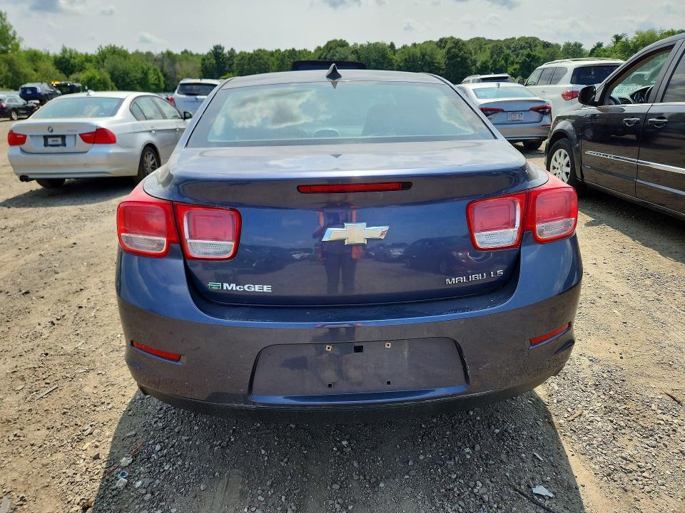 Photo 6 from auction – 2015 CHEVROLET MALIBU with VIN 1G11B5SL2FF332880
