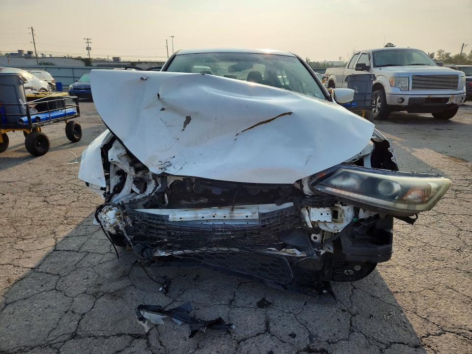 Photo 5 from auction – 2013 HONDA ACCORD with VIN 1HGCR2F38DA106827